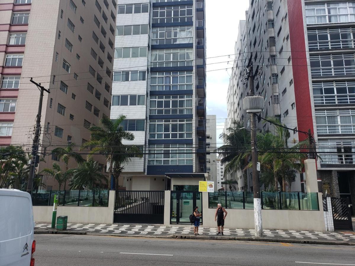 Apto Gonzaga Frente Ao Mar Wi-fi * Santos (Sao Paulo)
