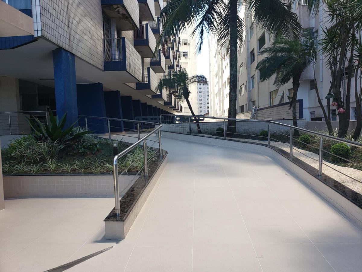 Apto Gonzaga Frente Ao Mar Wi-fi Santos (Sao Paulo)