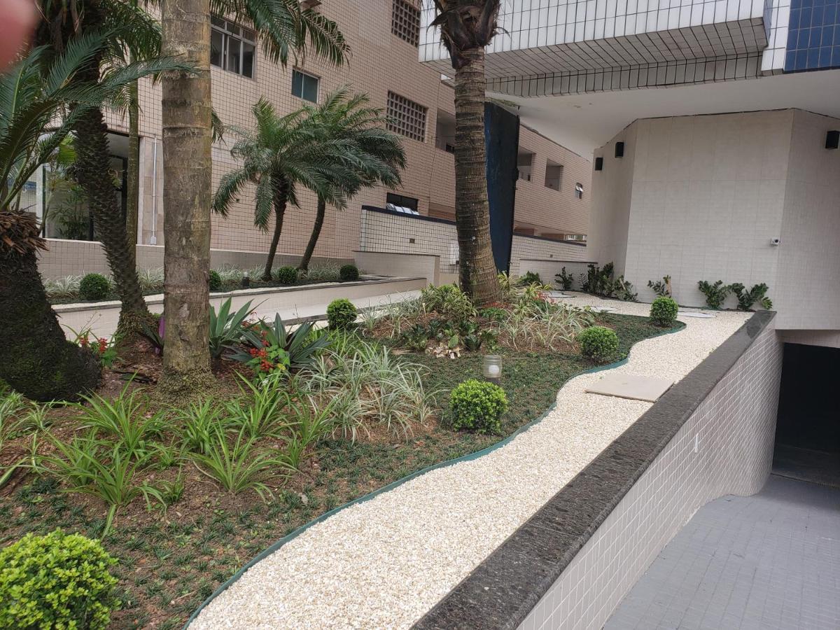 Apto Gonzaga Frente Ao Mar Wi-fi Santos (Sao Paulo)
