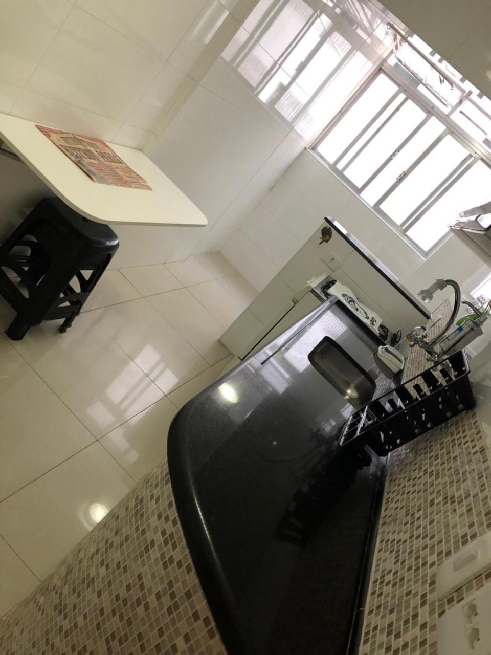 Apto Gonzaga Frente Ao Mar Wi-fi Apartamento Santos (Sao Paulo)