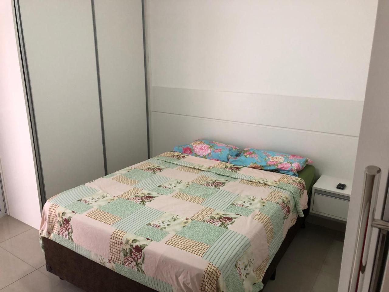 Apto Gonzaga Frente Ao Mar Wi-fi Apartamento *